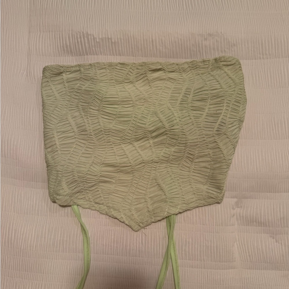 SHEIN Textured Green Crop Top